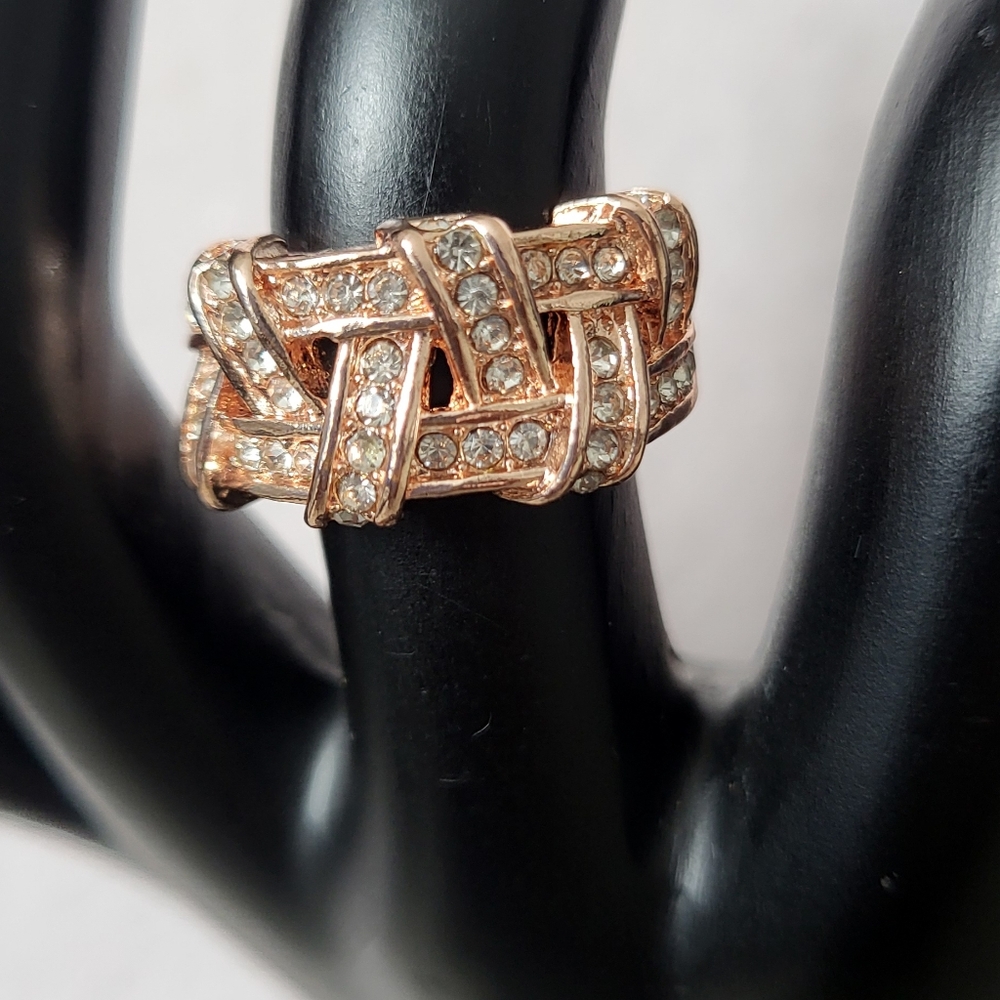 Rosegold Fashion Ring Size 6
